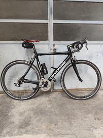 Bici da corsa cannondale synapse taglia 56