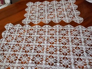 centrini fatti a mano 