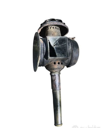 Antica lanterna lampada da carrozza dell'800