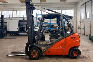 CARRELLO ELEVATORE MULETTO DIESEL LINDE 30 QUINTAL
