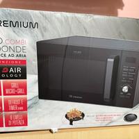 Forno a microonde e friggitrice aria