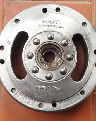 Volano Ducati 31.92.03