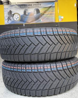 2 Gomme Michelin 215/65R16C 4 Stagioni 75% Residui