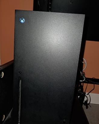 X Box serie X  + 12 giochi + Controller