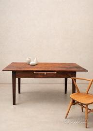 Antico tavolo in larice con piano in melo fine 800