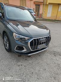 Audi Q3 2.0  TDI Business Advance 