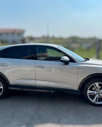Audi Q3 SPB 35 TDI S tronic line edition - COLORE 