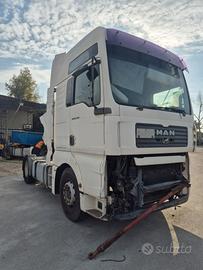 Trattori stradali MAN TGX 18.480 - MAN TGA 18.460