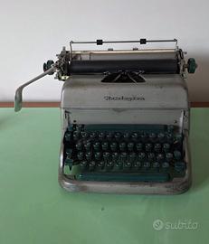 Macchina da scrivere