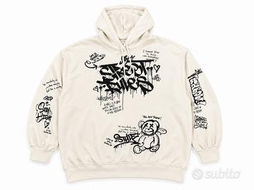 Felpa con cappuccio dal design streetwear