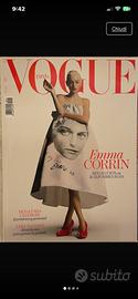 Rivista Vogue Espana Abril 2023 Emma Corrin