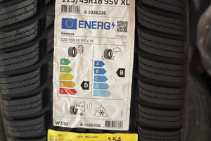 Gomme  Hankok  225/45/18 invernali