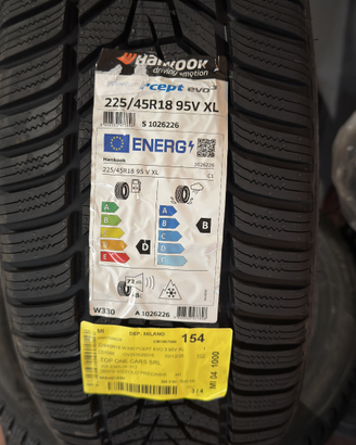 Gomme  Hankok  225/45/18 invernali