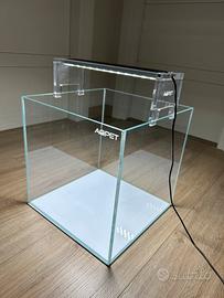 Acquario cubo 27 lt. + lampada