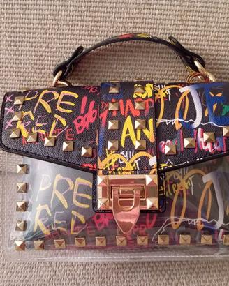 borsetta contenente pochette uguale.nuova 