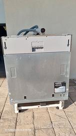 Lavastoviglie Ariston