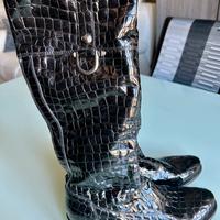 Stivali in vernice coccodrillo