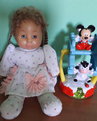 Giocattoli bambola vintage, mickey mouse