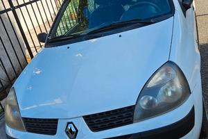 Renault Clio Limited – Ben Tenuta