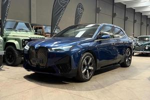 BMW iX xDrive 50 Pacchetto Sportivo