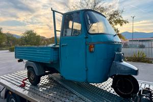 Piaggio ape 501 con documenti DA RESTAURARE