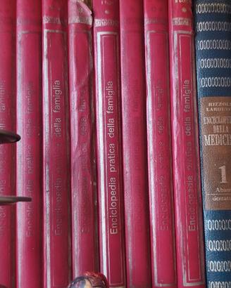 Enciclopedia cartacea e altri volumi