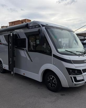 Mclouis Nevis 881 V-Stock 2026