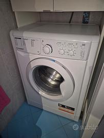 LAVATRICE INDESIT 6 KG 1200 GIRI