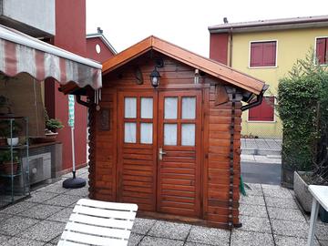 Casetta in legno 2x2