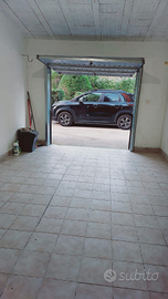 Garage a Borgo Bovio (Via Tre Venezie)
