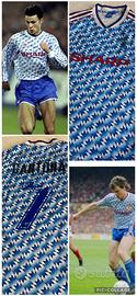 Maglia da calcio adidas riedizione manchester 90/9
