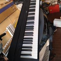 Tastiera Yamaha P45b + supporto L85