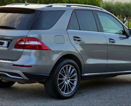 Mercedes ML250d bluetec 4MATIC 4x4 automatico