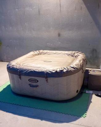 Piscina spa riscaldata fuori terra intex