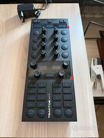 Native Instruments traktor X1 Z1 F1
