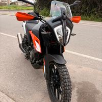 KTM 390 Adventure 08-2024 pari al nuovo