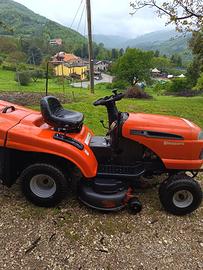 trattorino Husqvarna 