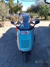 Honda cn250