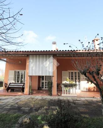 PORZIONE DI BIFAMILIARE A MONTOPOLI DI SABINA