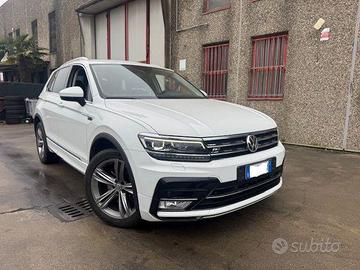 VOLKSWAGEN Tiguan 2.0 BiTDI SCR DSG 4MOTION Exec