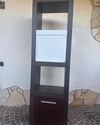 Mobile bicolore in legno