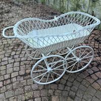 Carrozzina in Vimini vintage