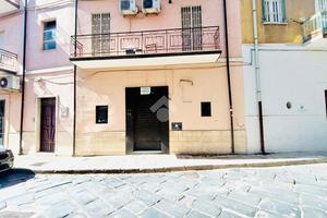 NEGOZIO A SAN SEVERO