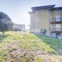 AMPIA VILLA BIFAMILIARE CON GIARDINO DI CIRCA 1000