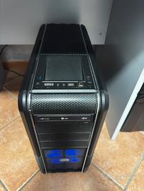 Computer desktop con Windows 10 pro