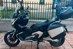 XADV 750 come nuovo