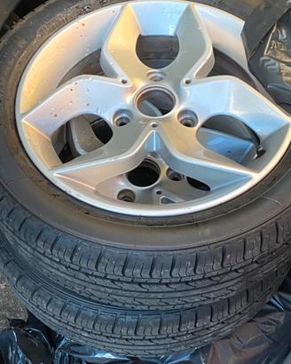 Cerchi e gomme 15 pollici smart 451 a ragno
