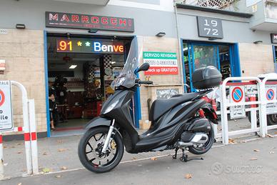 Parabrezza Medley 125 150 ORIG. 110€ SPEDITO