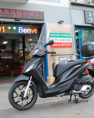 Parabrezza Medley 125 150 ORIG. 110€ SPEDITO