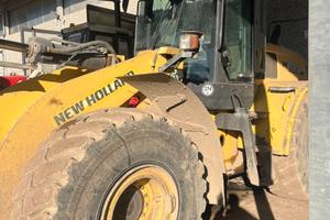 PALA GOMMATA NEW HOLLAND W190B